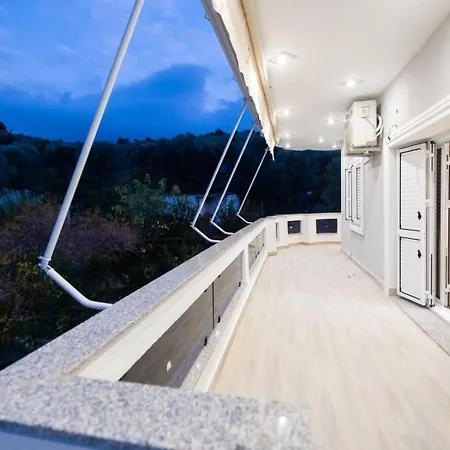 Feriehus Modern 110 Square 2nd Floor Vlorë
