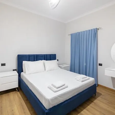 Modern 110 Square 2nd Floor Ferienhaus Vlorë