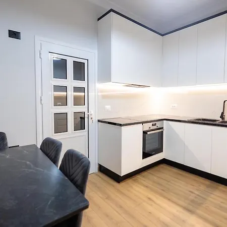 Modern 110 Square 2nd Floor Ferienhaus